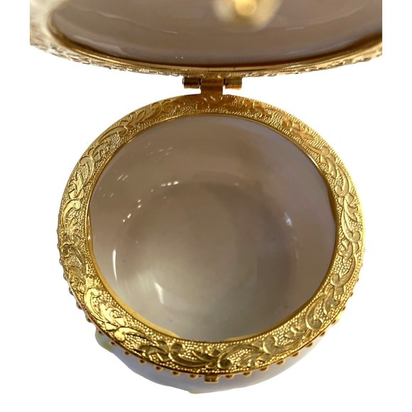 Teddy Bear Angel on Cloud Porcelain Baby/ Child's Keepsake Jewelry Box -FRANCE - Picture 6 of 14